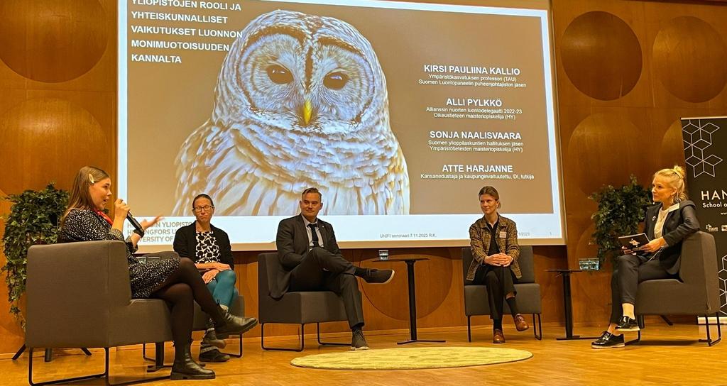 Olemme mukana <a href="/unifiry/">UNIFI</a> kestävyys - ja vastuullisuusseminaarissa!

"Kaikkien opiskelijoiden alasta riippumatta tulee tietää, mitä luonnon monimuotoisuudella tarkoitetaan ja millaisia luontovaikutuksia omalla työllä voi olla", painottaa hallituksen jäsenemme @SoNaalisvaara.