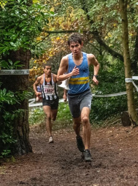 RGSHWSport's tweet photo. Congratulations to Alden who recorded the fastest individual U17 leg, with a time of 9.06, at the Saucony English Cross Country Relays (3 x 3km) at Berry Hill in Mansfield on Saturday #CrossCountry https://t.co/Nc5noVuR7L