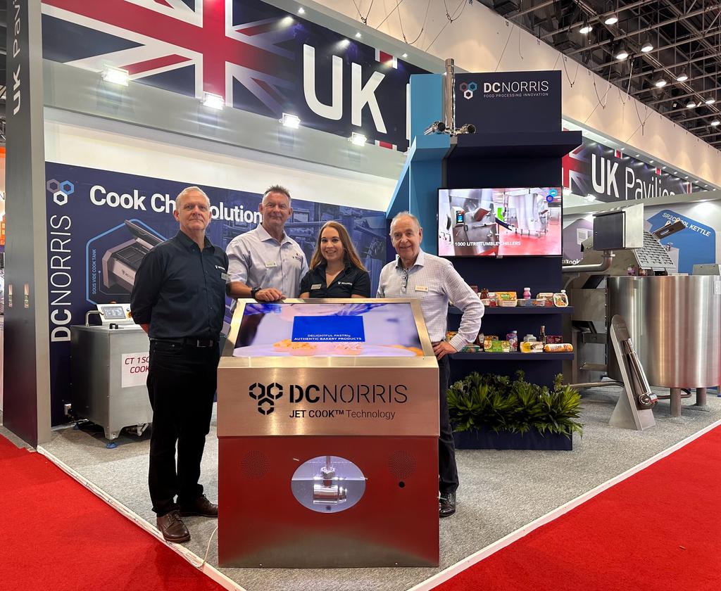 dc_norris's tweet image. @GulfoodManufacturing is officially underway, and we&apos;re thrilled to be part of it! Join us over the next 3 days as we dive into the world of food and beverage processing. Visit us at Stand S-K4 within the UK Pavilion.  #GulfoodManufacturing #FoodProcessing #BeverageProcessing