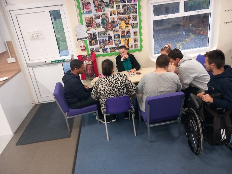 We do Youth work in every space and every place. Nothing more engaging than a game of Uno!

#YWW23 #YouthWork #YouthWorkWeek2023