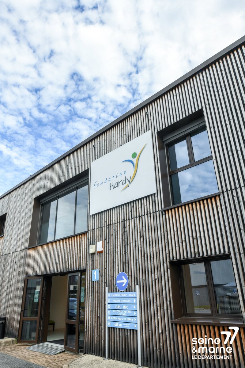 dsden77's tweet photo. Inauguration du Dispositif Inclusif d’Accès à la Professionnalisation et à la Scolarisation par l'EPMS de la Fondation Hardy. 
Proposer un accompagnement personnalisé aux jeunes, 14-20 ans (scolarité, insertion professionnelle et autonomie au quotidien) @ARS_IDF  @Departement77 https://t.co/gyPkdqgpkr