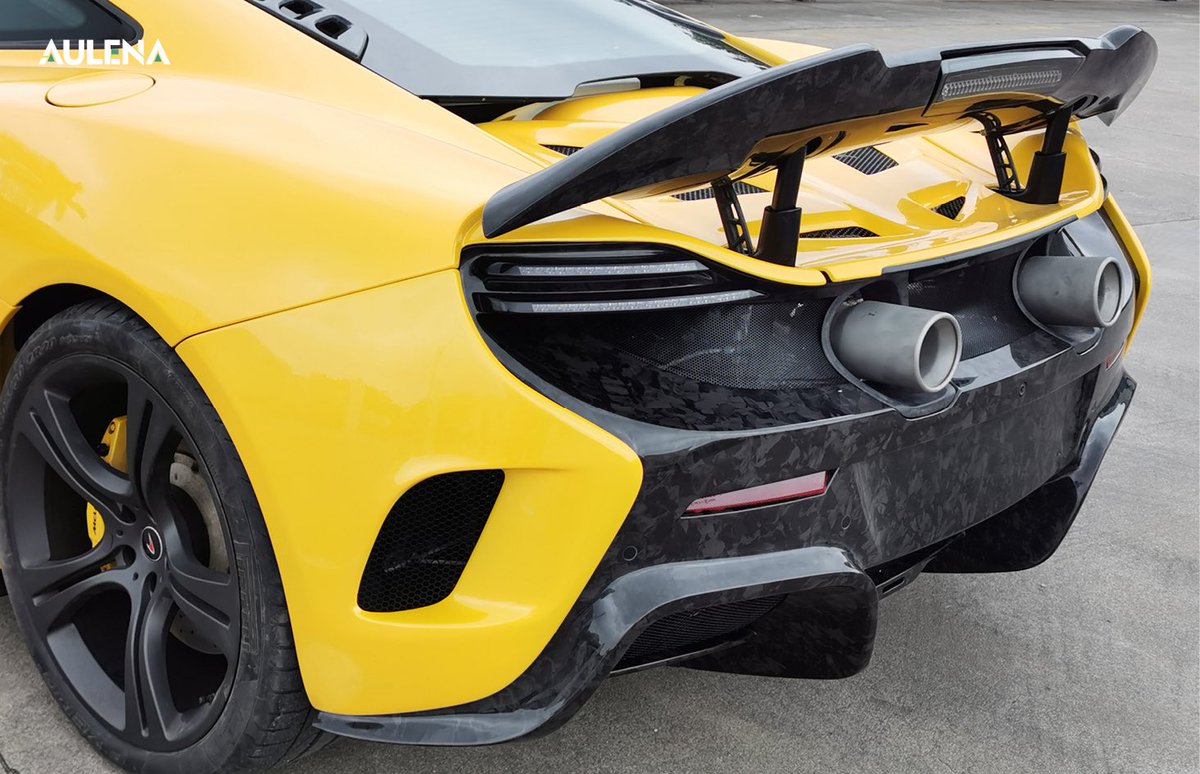 Aulenacarbon's tweet photo. A McLaren MP4 upgraded with dry carbon fittings

#usa #carbon #GTR  #aulena #manvita  #mclaren #mclarenauto #mclarenartura #tenneco #mclaren540 #mclaren570 #mclaren600 #frontbumper #upperfrontbumer #middlefrontsplitter #frontcanards #sideairlnlet #threshold #sideskirts https://t.co/Ty2ZVZFLL6