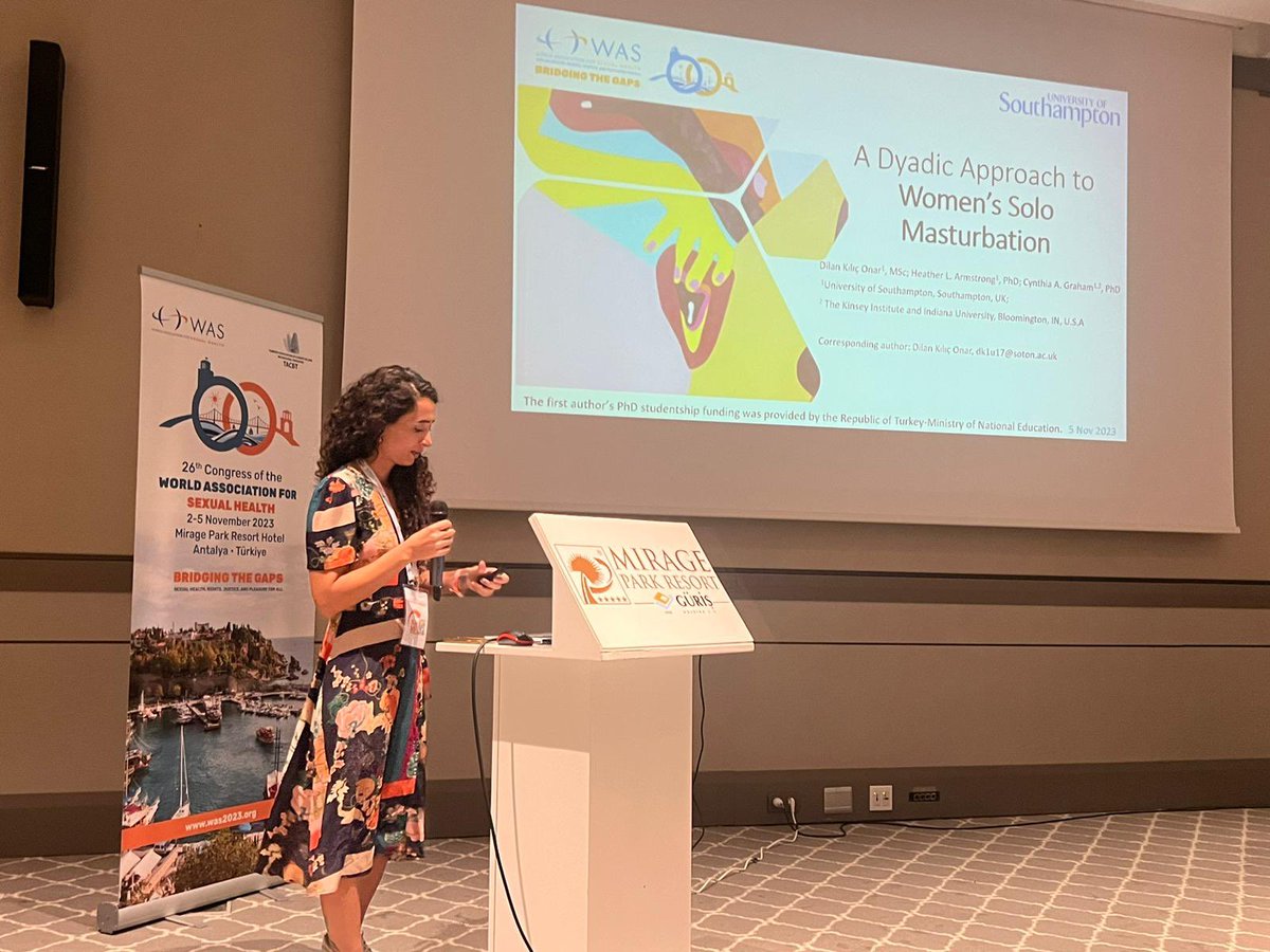 dilannkilic's tweet image. It was a great PLEASURE to present two studies from my PhD at #WAS2023 Bridging the gaps: Sexual health, rights, justice, and pleasure for all 🎉🍾🥂
Huge thanks to my supervisors @cygraham_graham and @DrHeatherA 💐💐