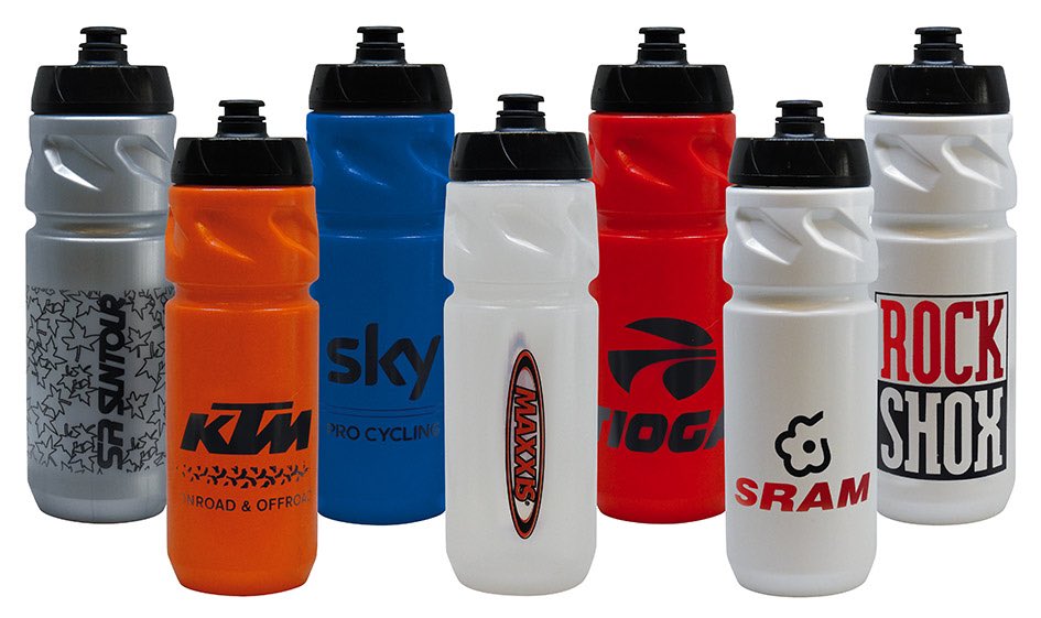 Te ofrecemos un nuevo servicio de bidones personalizados!

Bidones de alta calidad, Libres de BPA y fabricados en Europa. 

Más info,
sportdifferent.com/es/roto/bidon-…