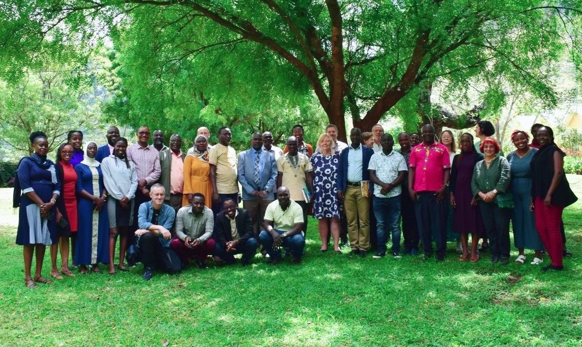 IGAD_CPALD's tweet photo. Implementing co-partners, including ICPALD, meet for the Drylands Transform annual progress report w/shop

This research project implemented in Kenya (West Pokot &amp; Turkana counties) and Uganda (Moroto &amp;Napak districts) aims to enhance community livelihood by transforming drylands https://t.co/ztIpdo57Eg