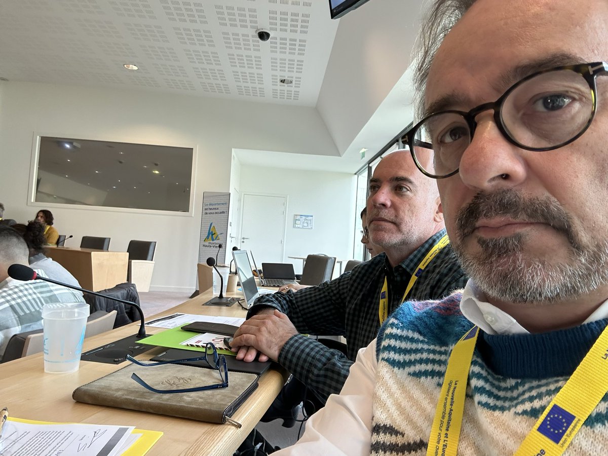 Iniciando la reunión de lanzamiento de @NatalieProject en Limoges. Buscando soluciones basadas en la naturaleza para adaptarnos al calentamiento global. Junto a <a href="/RafaCheka/">Rafael Herrera Checa</a> de <a href="/Canaragua/">Canaragua</a>. También  participan <a href="/EnergiaGran/">Energía Gran Canaria</a> y <a href="/GranCanariaCab/">Cabildo Gran Canaria</a> junto a <a href="/ULL/">Universidad de La Laguna</a> y #aquatec