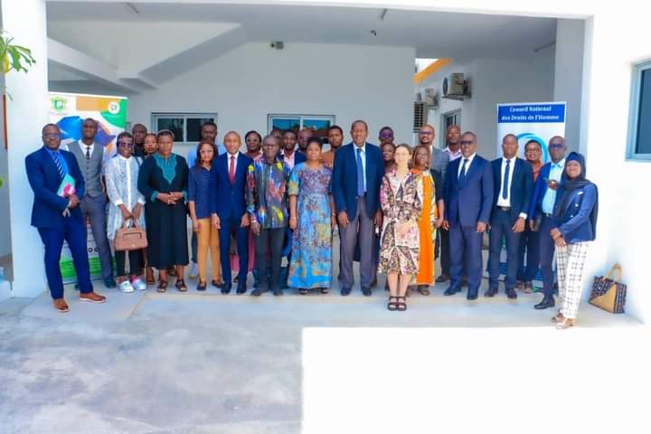 les panelistes nous ont instruit sur la intérêt et les défis de zlecaf. En fait,la zlecaf fut créée le 21 mars 2018 à Kigali par Union Africaine UA dont l'objectif de l'agenda 2030, c'est de permettre la promotion et la réalisation du développement inclusif et