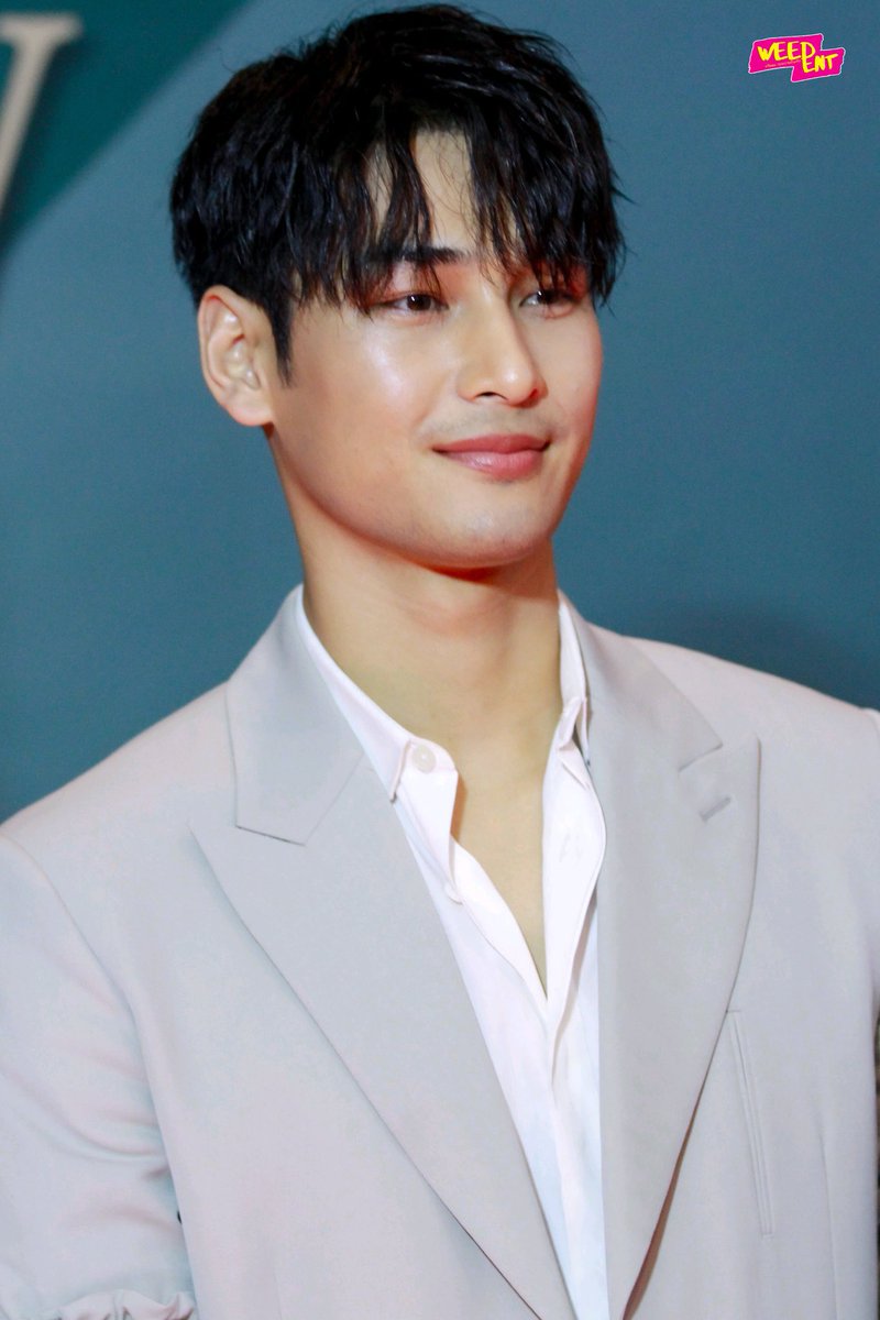 Apo_IceCream's tweet image. Thanks @Dior for your supporting Apo Nattawin

NATTAWIN DIOR AMBASSADOR

@Nnattawin1 @Dior
#Nnattawin #Diorwinter23
#HOWEAWARDS2023XAPO