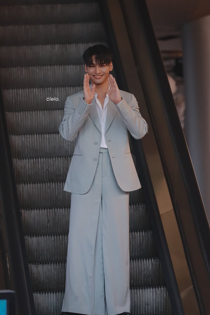 Apo_IceCream's tweet image. Model physique 🥰

NATTAWIN DIOR AMBASSADOR

@Nnattawin1 @Dior
#Nnattawin #Diorwinter23
#HOWEAWARDS2023XAPO