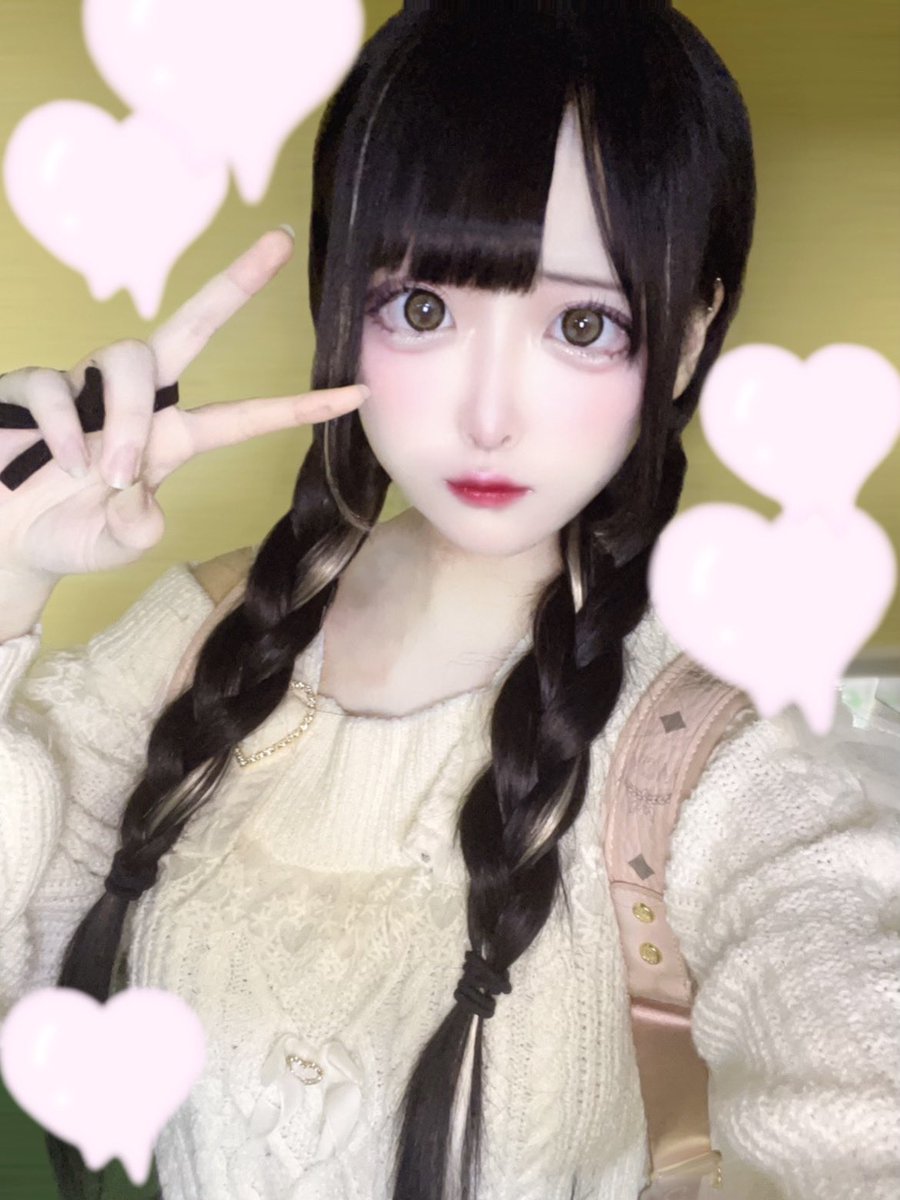 c2lXO's tweet photo. ずっと変わらないって約束したのにね https://t.co/J18inCXRU1