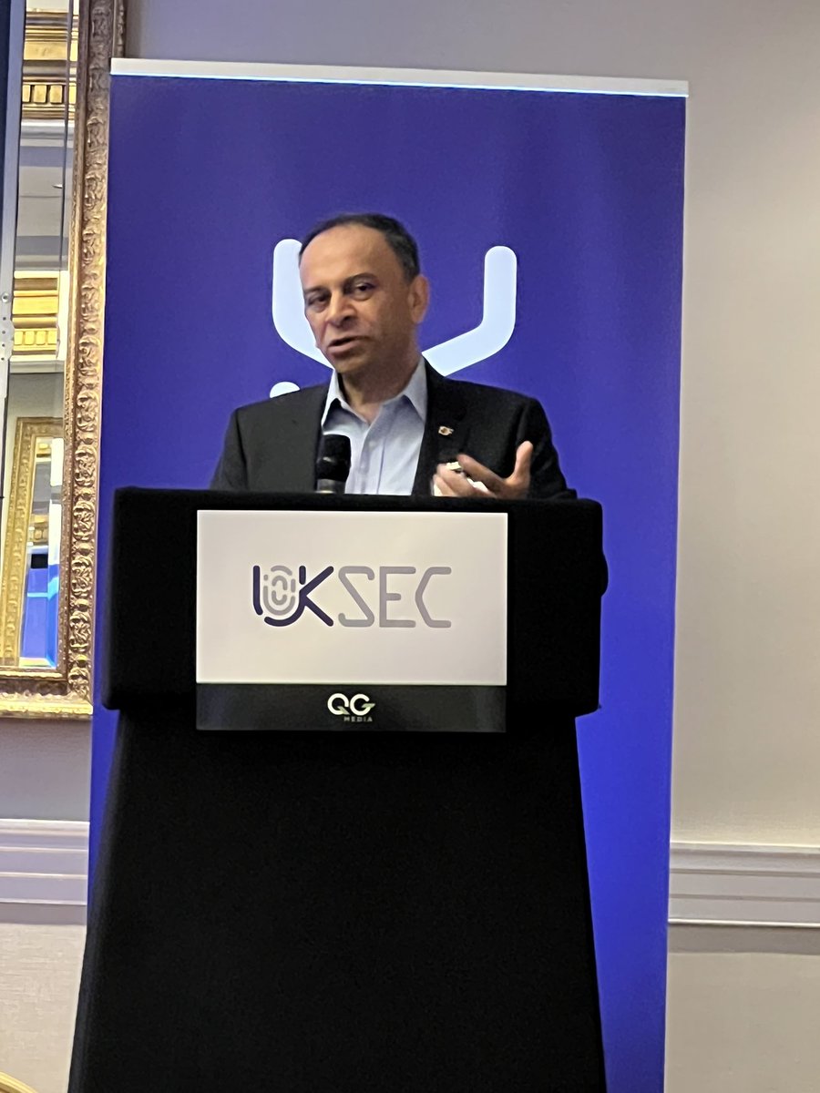 Segun M Fajemisin tweet media