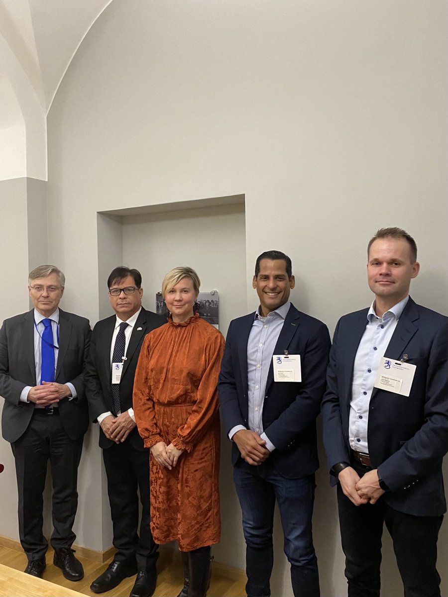 pertti_ikonen's tweet photo. Fruitful discussion on how to solve the #seaweed problem in the #Caribbean with #originbyocean ⁦@marcos_diaz⁩ ⁦@CarlosVicioso3⁩ ⁦@origin_by⁩ ⁦@RDenSuecia⁩ ⁦@FinlandinCarib⁩ #Sargassum https://t.co/lXRHi2dfSQ