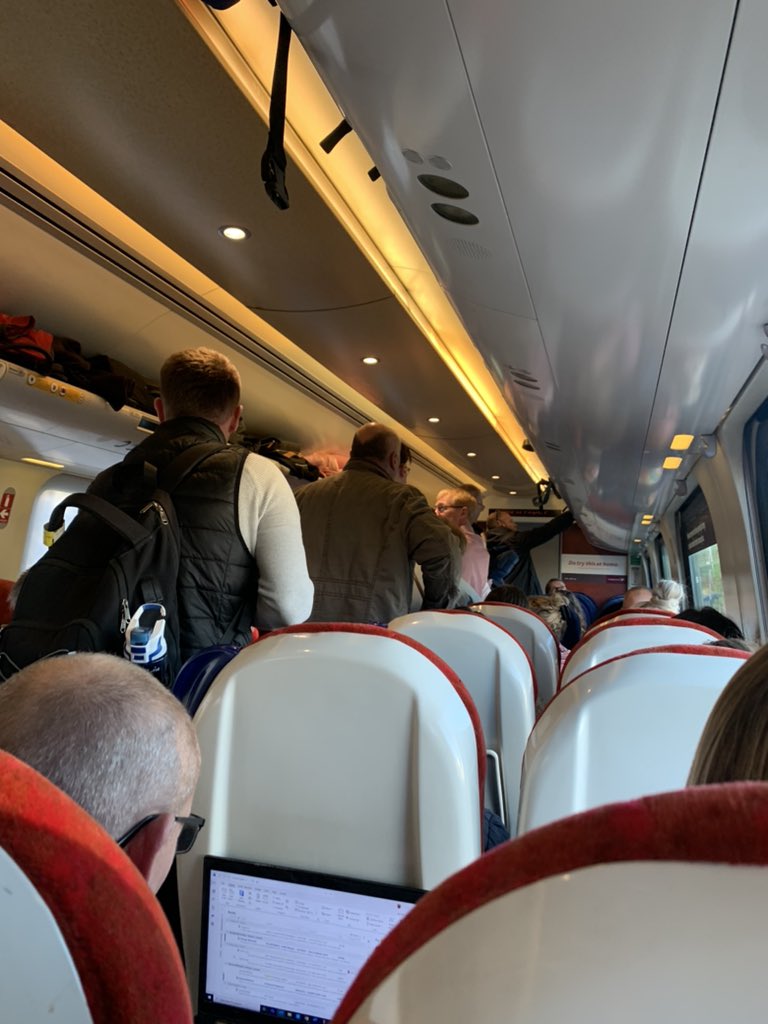 Someone needs to tell @CrossCountryUK that people have now started going back into the office and should therefore put on more than a ridiculous 4 carriages on the Aberdeen to Plymouth route…standing room only every single time. #crosscountrytrains #awfulservice