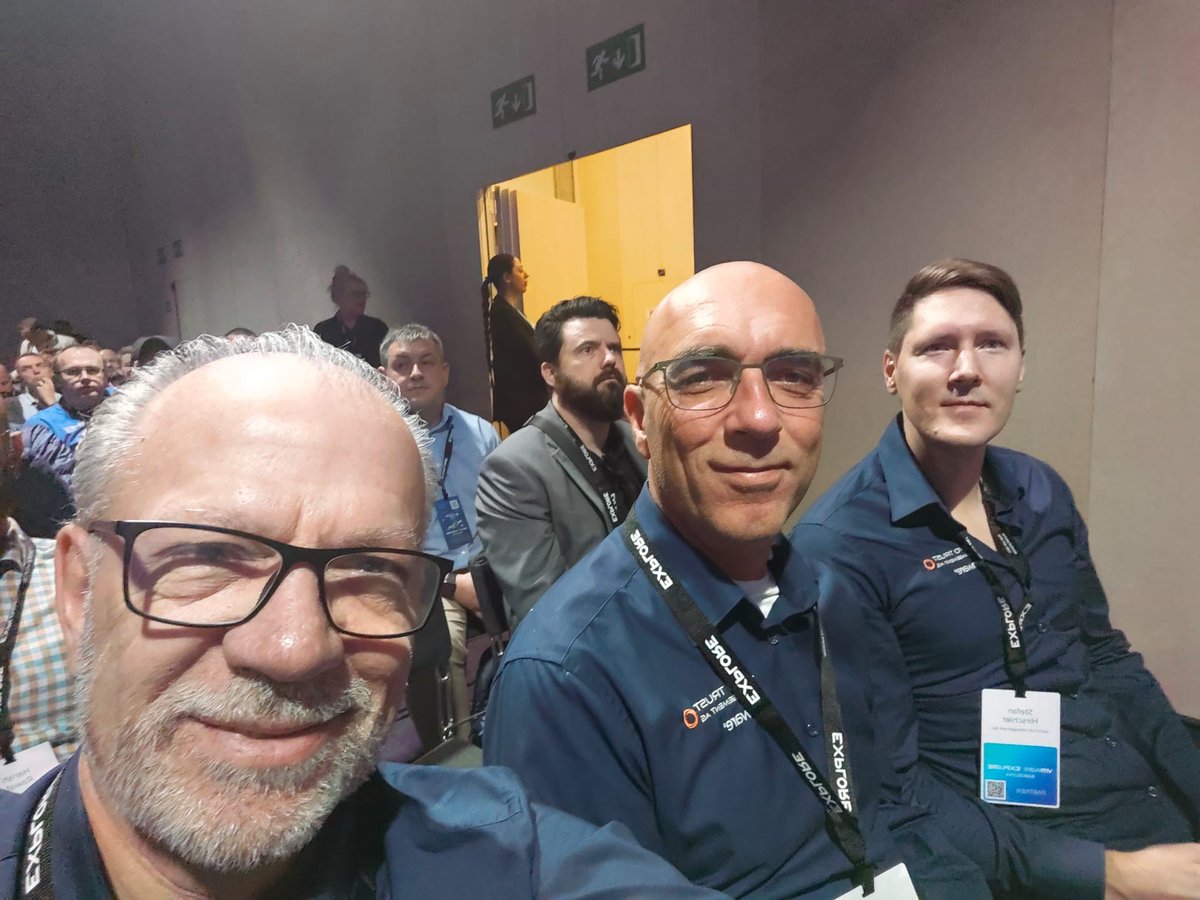Jevotrust's tweet photo. The JevoTrust team is currently in Barcelona at @VMwareExplore and are highly motivated to explore the latest developments and innovations in the world of technology. Look forward to exciting insights that we will share in the coming days.

Sunny greetings from Barcelona! 🌞 https://t.co/o6mlYU0cs2