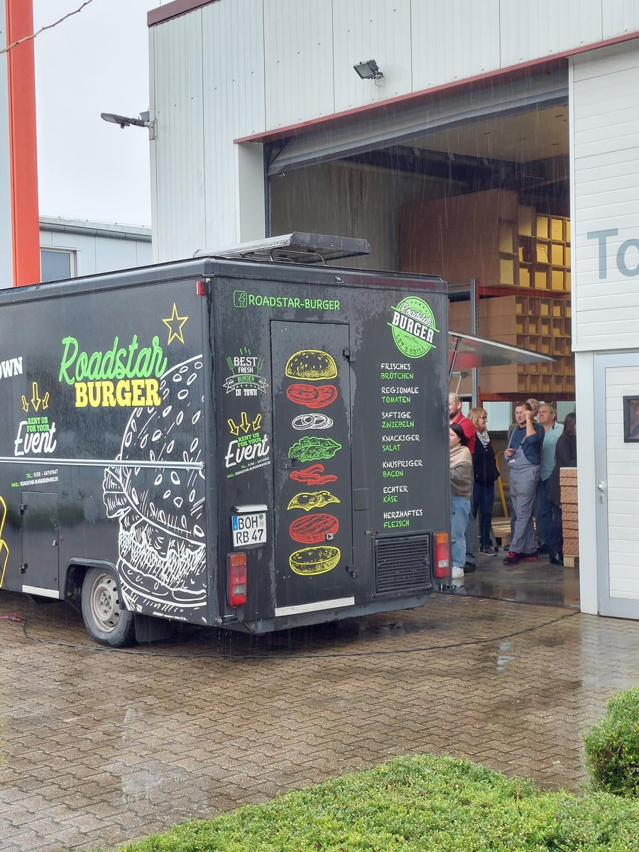 Recycling builds morale!
In our Ahaus #rotec® plant, they used all the #refunds from the returned #bottled &amp; #canned drinks and used the money to bring in a food truck for all the #employees! Turning recycling into having fun and building a solid #teamspirit. 
#XSYS #Bebrilliant