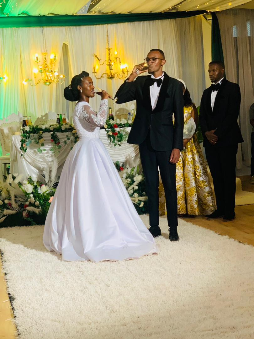 Remy_Ninsiima's tweet photo. This last Saturday, It was my greatest pleasure to attend the ever wonderful wedding ceremony of my beloved bother #IsraelDavid and sister #JosetteU, It brought me joy to listen to the vows of these beloved saints and I was encouraged by their boldness.
Happy for you Saints🥰 https://t.co/P3cGPHs3P2