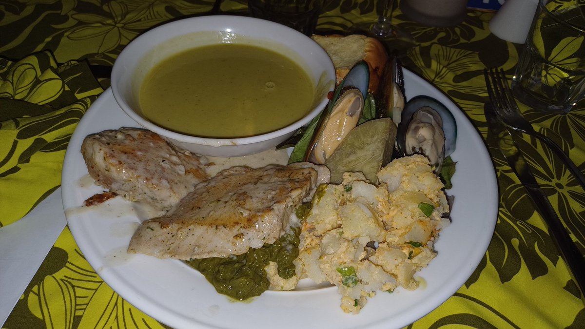 DoraOnTheMove's tweet photo. October dump #foodedition https://t.co/gvG3kcAiuj