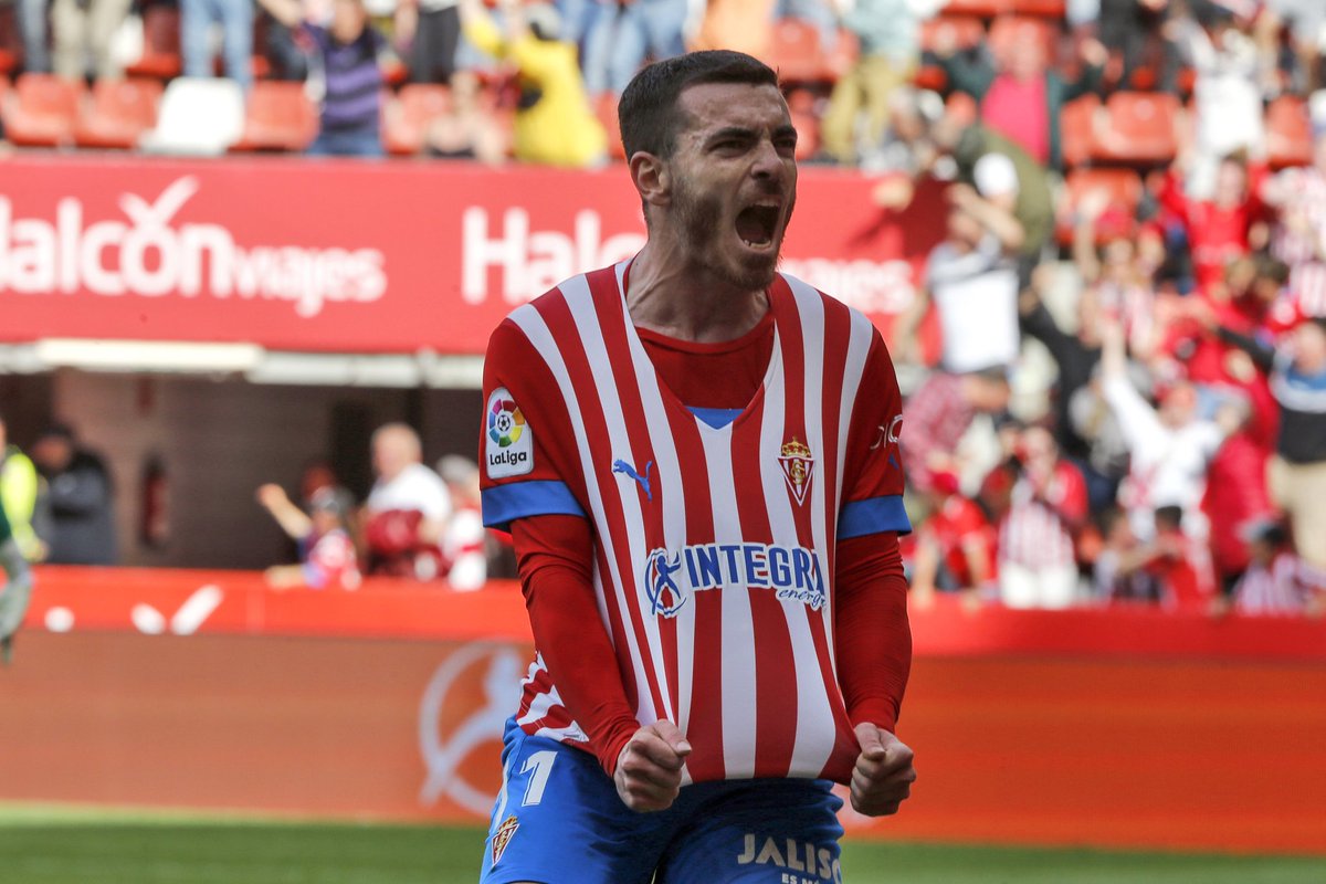 El sábado en El Molinón puede caer un "muro" que lleva ya 44 años en pie.
Ningún futbolista ESPAÑOL del RSG consigue marcar en 5 jornadas consecutivas de Liga desde que Quini empezara la Liga '79/80 "mojando" en los 7 primeros partidos (12 goles).