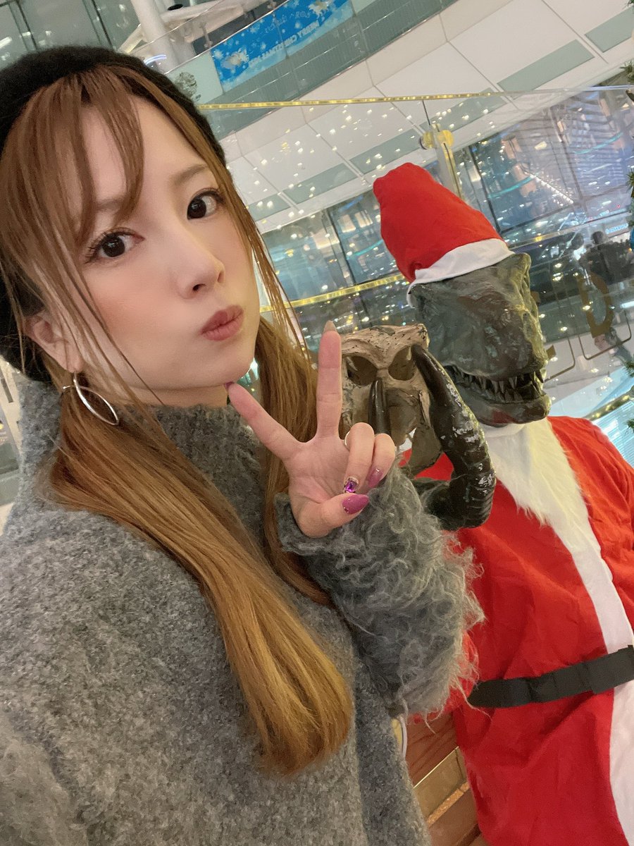 明日は島根県❗️

#丸三松江本店　さまに遊びに行くよ〜😋平日だけど、お時間や予定が空いてる方はぜひとも遊びにきて欲しいなぁ😁

朝の9時〜15時までです。
島根はひっさひっさしぶりなので、楽しみだなっ。

宜しくお願いしまーす❗️