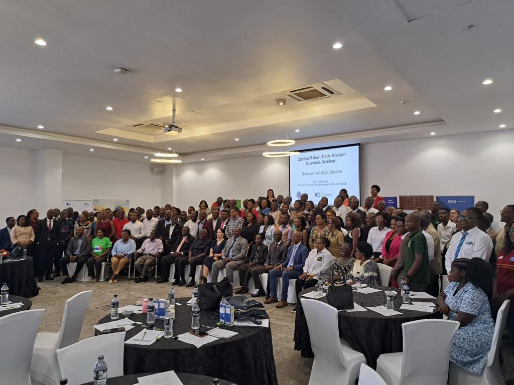 SaanaHalinen's tweet photo. The Zambia 🇿🇲 - Malawi 🇲🇼 Trade Mission in Blantyre in on 👏!

🇫🇮 @AGSZambia sponsored 17 🇿🇲 SMEs in agribusiness, circular economy &amp; renewable energy to explore the 🇲🇼 market. We have a full house 💪! 

Speeches &amp; exciting panel discussions, followed by B2B mtgs 🤝 https://t.co/zrtfPOfJaZ
