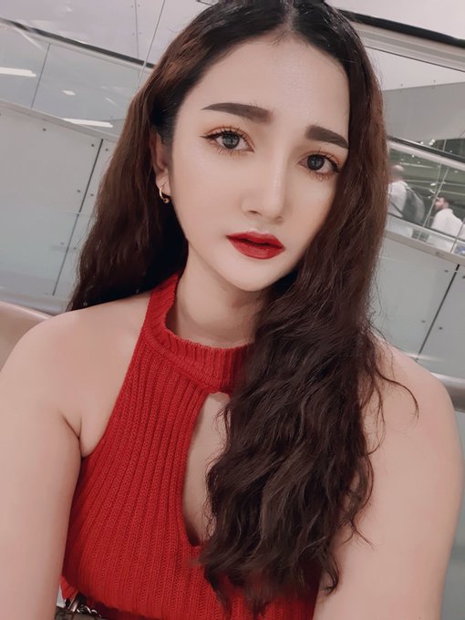 ขึ้นให้จนเส้นสลึงเกือบขาด ออกมาคอมเพลน หน้าเคาน์เตอร์ เลดี้ โน กู๊ด เชอร์วิส    ค_วย ✅ https://t.co/<a href="/tag/%E0%B8%AA%E0%B8%B2%E0%B8%A7%E0%B8%A5%E0%B8%B3%E0%B8%94%E0%B8%A7%E0%B8%99"class="tags"><span>#สาวลำดวน</span></a>