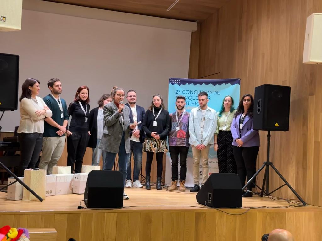 punto_gal's tweet photo. Moitas grazas a todos os que estiveron o pásado sábado en @o_vello_carcere escoitando os monologos de ciencia en galego de @CienciaCalidade, co apoio de @punto_gal. Velaquí algunhas fotos do evento. #dominio #PuntoGal https://t.co/Ul8OewF5Dy