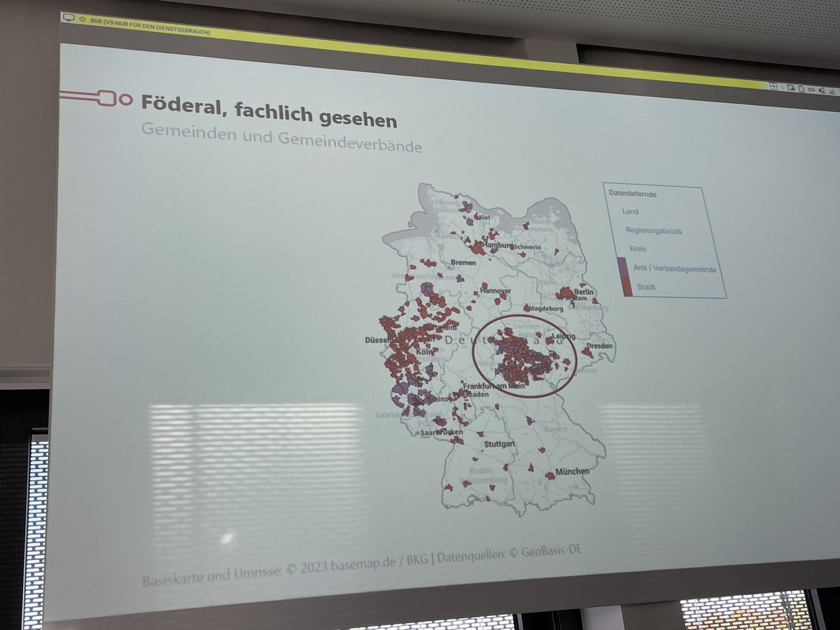 … auf kommunaler Ebene ist es etwas weißer @govdata_de <a href="/OGDDACHLI/">OGD D-A-CH-LI</a> @tursics