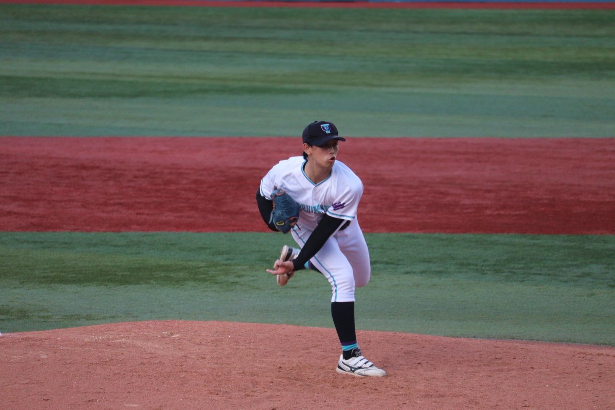 TsukubaBaseball's tweet photo. 【試合結果】
横浜市長杯2回戦
vs.上武大学

◯上武大学4－3筑波大学●

神宮大会をかけた大一番、先制されるも #米田友（体育2/#明豊）の逆転2ランホームランなどで逆転する。 #村上滉典（体育4/#今治西）がエースの真髄を見せ粘投するも、9回に逆転を許し悔しい敗戦となった。

#筑波大学 #共創 https://t.co/PwSAJmZFZL
