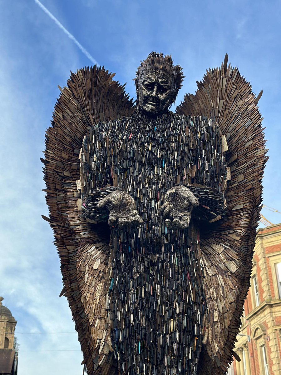 Visit the Knife Angel on Deansgate in Bolton town centre. It’s time to create social change & stop violence & aggression being used to settle disputes. Violence causes harm to families & communities & we want better for Bolton. bolton.gov.uk/knifeangelbolt…