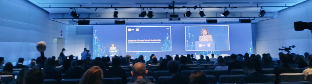 JasinJul's tweet photo. Commissioner @VeraJourova at #FTETNO - Europe must position itself as a leader for networks. More harmonization in spectrum will be a game changer. Good agenda! https://t.co/gvRdma10nR
