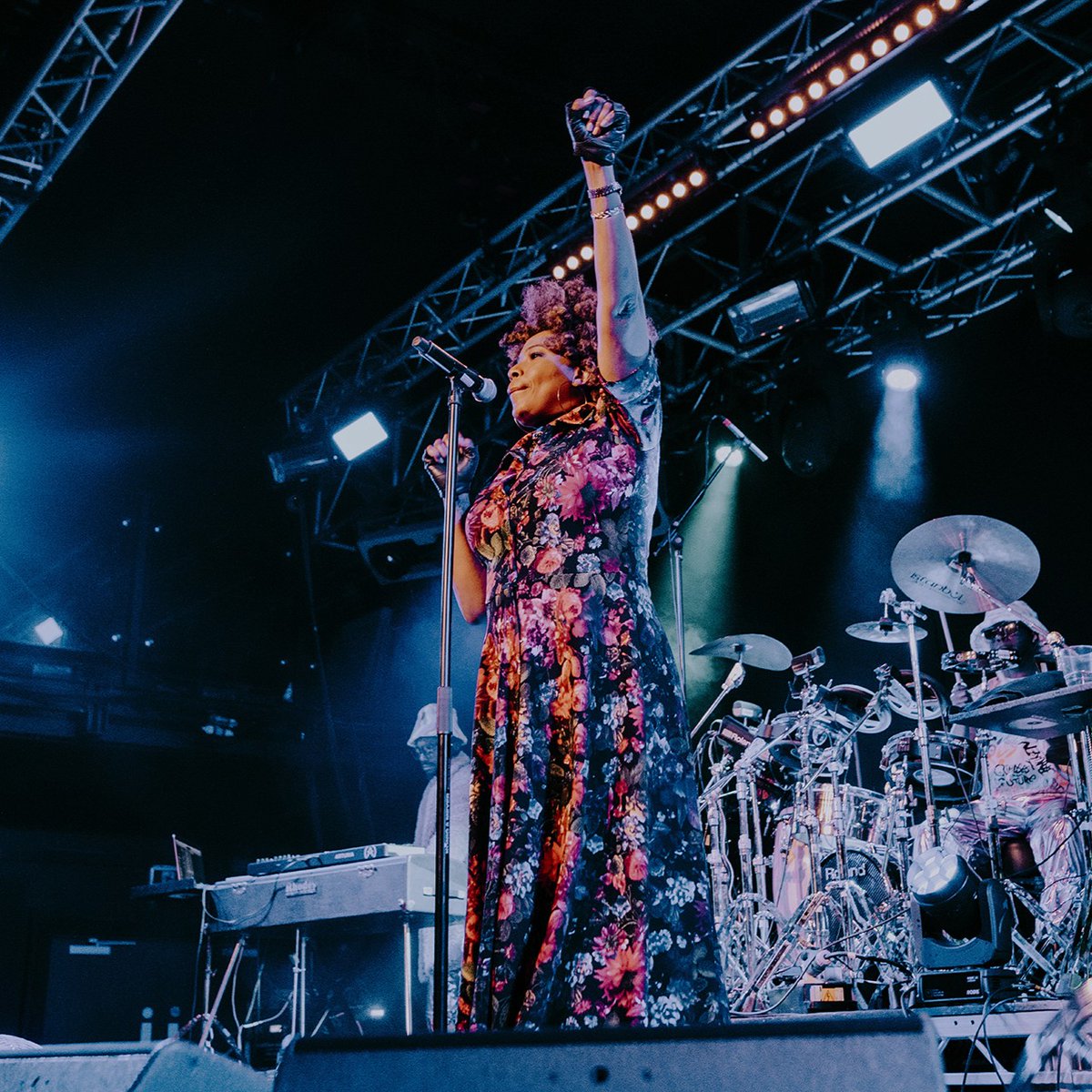 Tramshed Cardiff (@tramshedcf) on Twitter photo Did you spend #BonfireNight with us at Tramshed for Macy Gray's INCREDIBLE show?🎆 What a performance!
📸 by <a href="/CoalPoetMedia/">Coal Poet Media</a> Did you spend #BonfireNight with us at Tramshed for Macy Gray's INCREDIBLE show?🎆 What a performance!
📸 by <a href="/CoalPoetMedia/">Coal Poet Media</a>