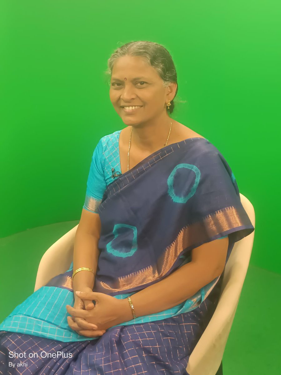 Pmctelugu's tweet image. ఈ రోజు సత్య దర్శనం లైవ్  కార్యక్రమంలో అతిథిగా మాలతీ గారు పాల్గొన్నారు!
#SatyaDarsanam #Malathi #AnchorMLRam #PMCTelugu #PMC #PSSMGlobal #Live #shooting #post #like #photos #pics #images