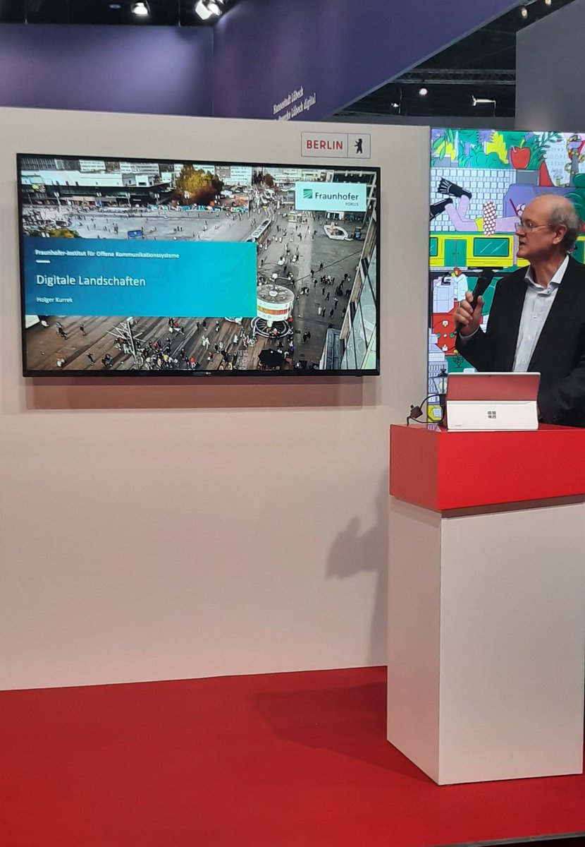 "Digitale Landschaften": Unser Experte Holger Kurrek berichtet über containerbasierten Cloudbetrieb &amp; #LowCode im Einsatz für die Berliner Verwaltung👉Jetzt live vom #SmartCityBerlin Stand auf der #SCCON23