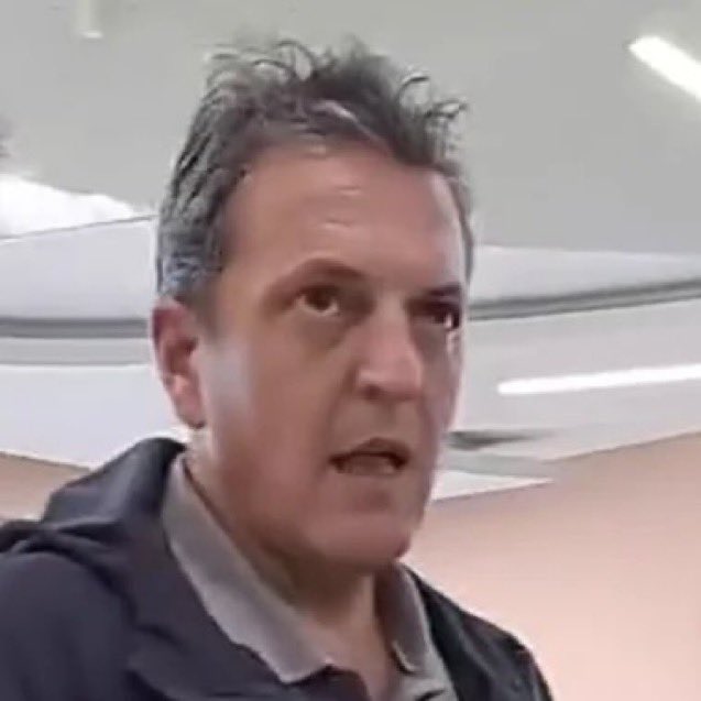 ccswiftiee's tweet image. no caigo en que voy a ver a taylor ella va a salir y yo me voy a quedar así