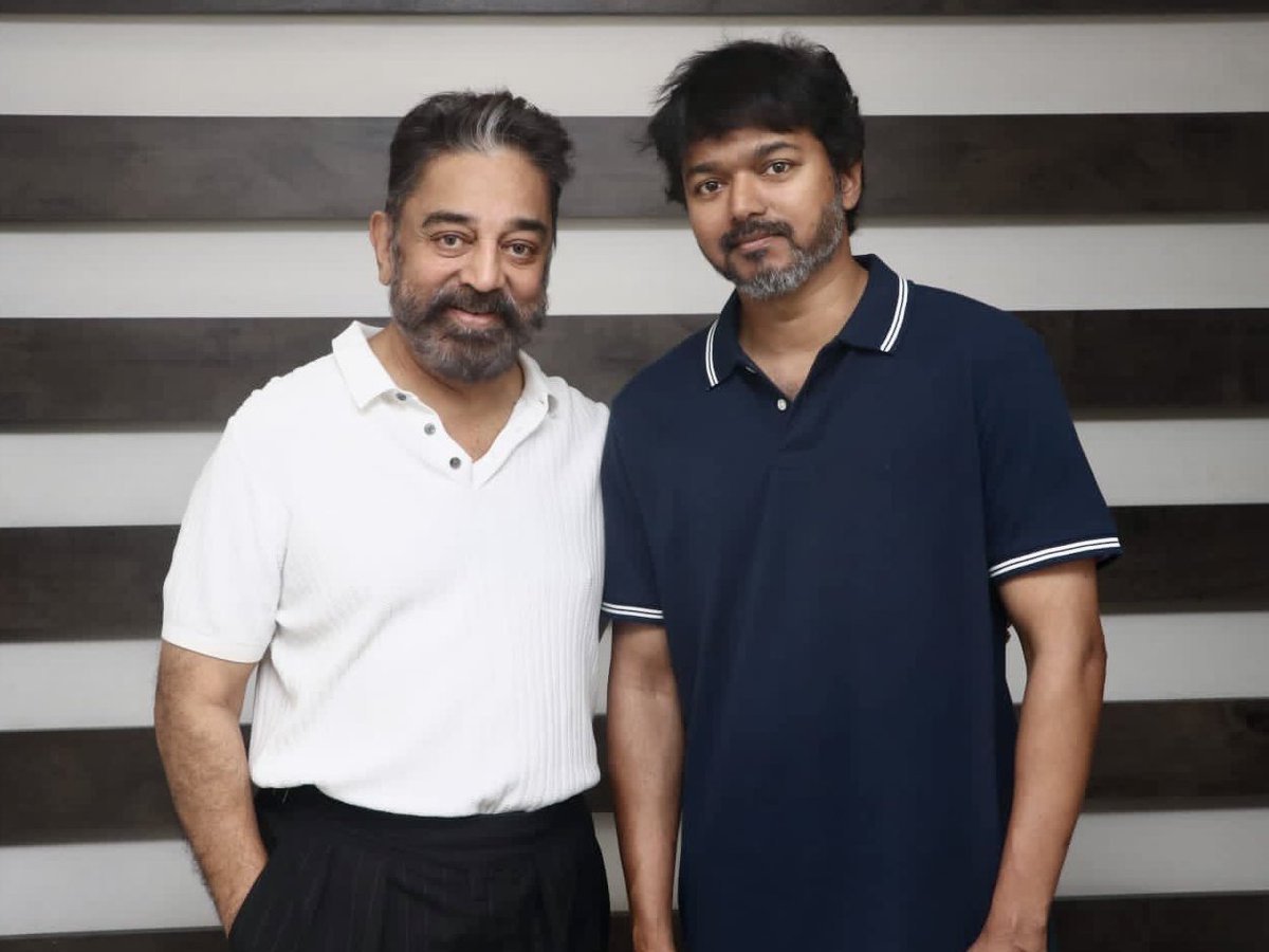 CDramaUpdates's tweet photo. #KamalHaasan with #ThalapathyVijay and #LokeshKanagaraj 🔥 https://t.co/L7I3wKr26j