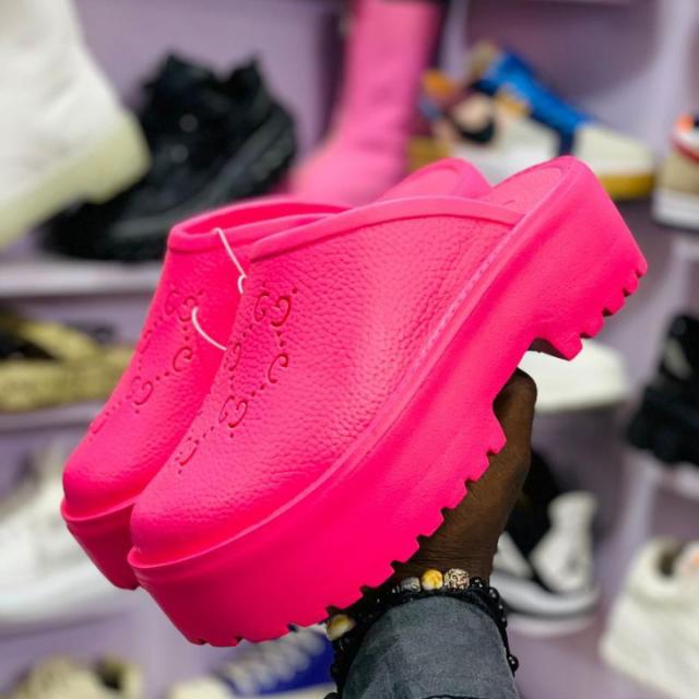 Samuel Etoo tweet media