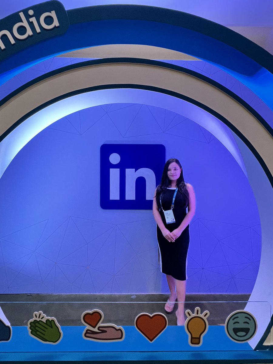bmadhurima78's tweet image. Reflecting on an incredible experience at the LinkedIn Conference! ✨✨ It was a pleasure connecting with professionals from various industries and gaining valuable insights on the upcoming AI-powered Recruiter LinkedIn technology set to launch in 2024 #createandconnect