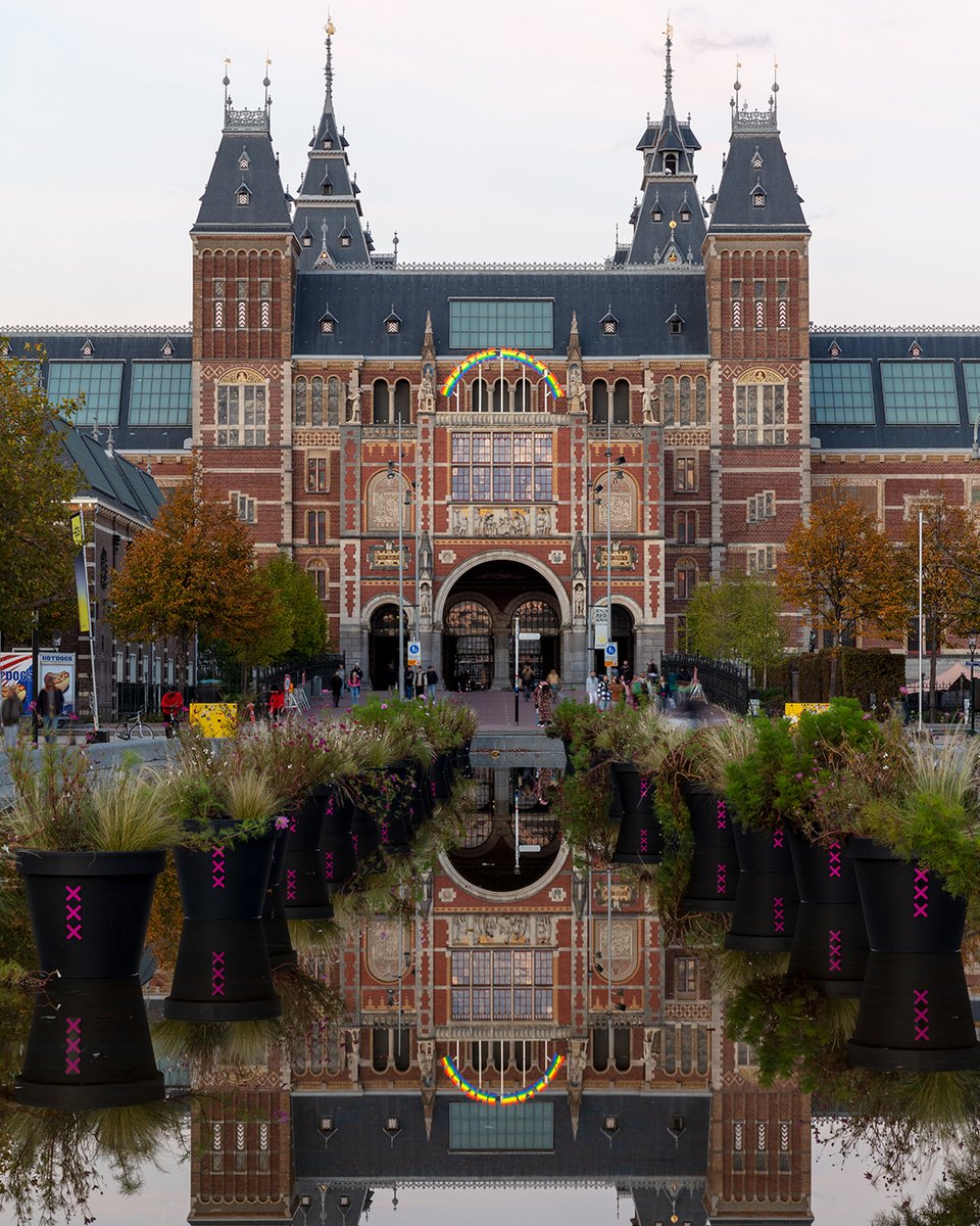 Rijksmuseum (@rijksmuseum) on Twitter photo 🌈 Breathe, walk, die... Three words that beautifully sum up the fleeting nature of life. This artwork, created by Ugo Rondinone, was on display on the roof of <a href="/boijmans/">Museum Boijmans Van Beuningen</a> for many years.
🚨 Visit the exhibition: rijksmuseum.nl/en/whats-on/ex… 🌈 Breathe, walk, die... Three words that beautifully sum up the fleeting nature of life. This artwork, created by Ugo Rondinone, was on display on the roof of <a href="/boijmans/">Museum Boijmans Van Beuningen</a> for many years.
🚨 Visit the exhibition: rijksmuseum.nl/en/whats-on/ex…