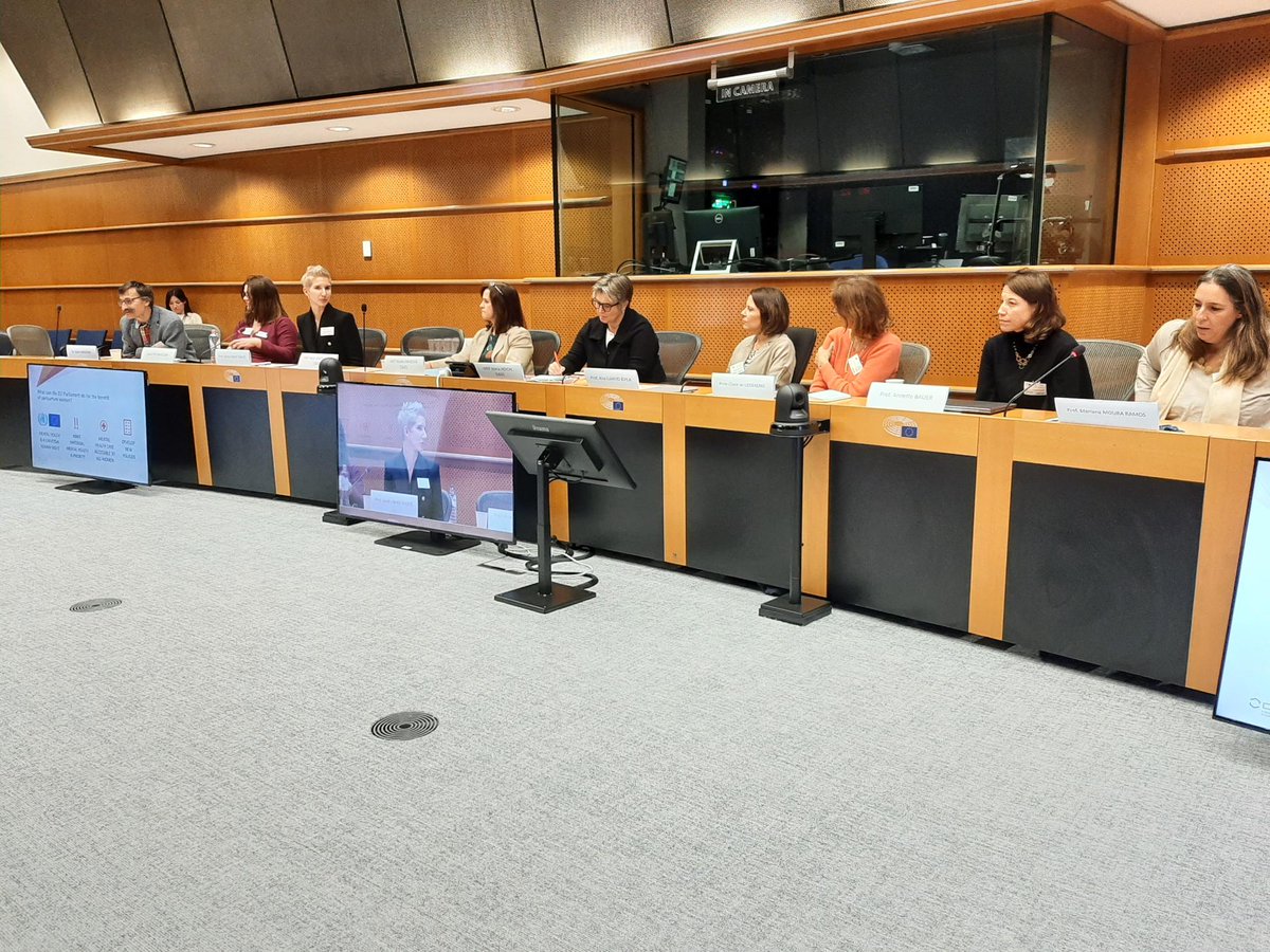 COSTprogramme's tweet image. Proud to accompany @RiseupPPD to @Europarl_EN  with @MMM4Mothers to launch their guidelines for the prevention, screening &amp;amp; treatment of #PeripartumDepression. 
 
1 in 5 women develop mental health problems during the peripartum period &amp;amp; #RiseupPPD are here to help 🧵 👇