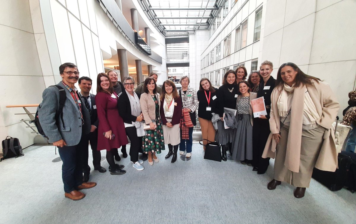 COSTprogramme's tweet image. Proud to accompany @RiseupPPD to @Europarl_EN  with @MMM4Mothers to launch their guidelines for the prevention, screening &amp;amp; treatment of #PeripartumDepression. 
 
1 in 5 women develop mental health problems during the peripartum period &amp;amp; #RiseupPPD are here to help 🧵 👇