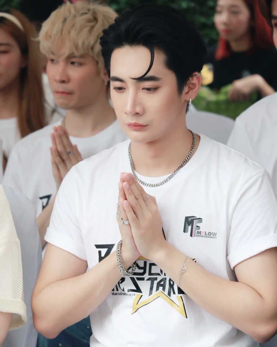 louisOfficialfc's tweet photo. 02/11/2023
งานบวงสรวงซีรีส์
Beyond the star series 

📷 cr : a_goldensun 

#BeyondTheStarseries
#เส้นทางรักพิชิตดวงดาว

#หลุยส์แบงค์ 
#llouiskitawat 
#เก่งกล้านะโม https://t.co/IErlBjtVKq