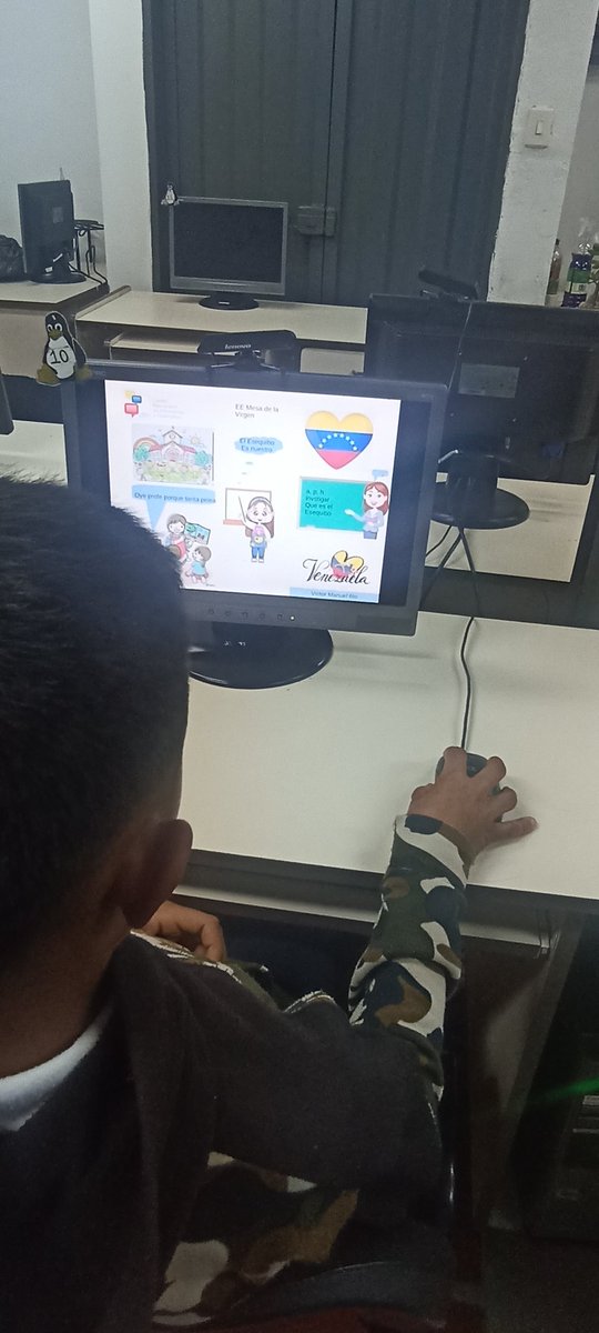 HelenGreiss15's tweet photo. 6to grado Caricaturas digitales #VenezuelaTodaEsMiEscuela
#FUNDABIT
#CBITMérida https://t.co/Iy5oz6W1jz