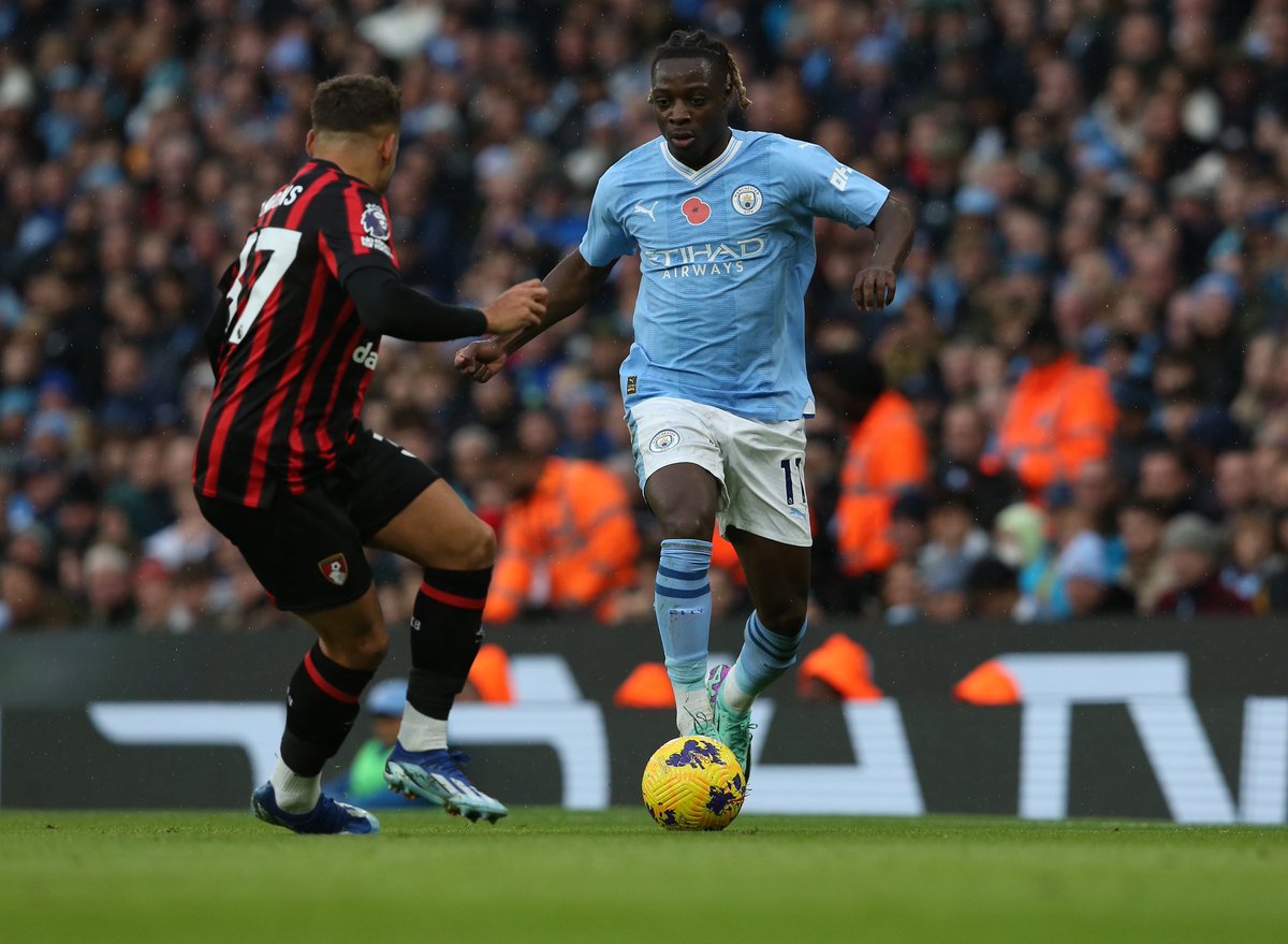 🇧🇪 Jeremy Doku vs Bournemouth: • 90 mins • 1 goal • 4 assists • 5 key passes • 5/5 dribbles completed • 95% pass accuracy • 7/9 ground duels won • 2 tackles won He has 3 goals & 6 assists in 7 starts across the Premier League & Champions League so far… 𝐏𝐡𝐞𝐧𝐨𝐦 🤯