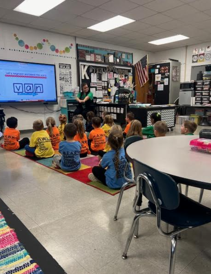 ple_spartans's tweet photo. Mrs. Bosh's learners segmenting and blending words today! Very impressive KC!! #spartansadvance #spartanstrong https://t.co/hrWxg07FGj