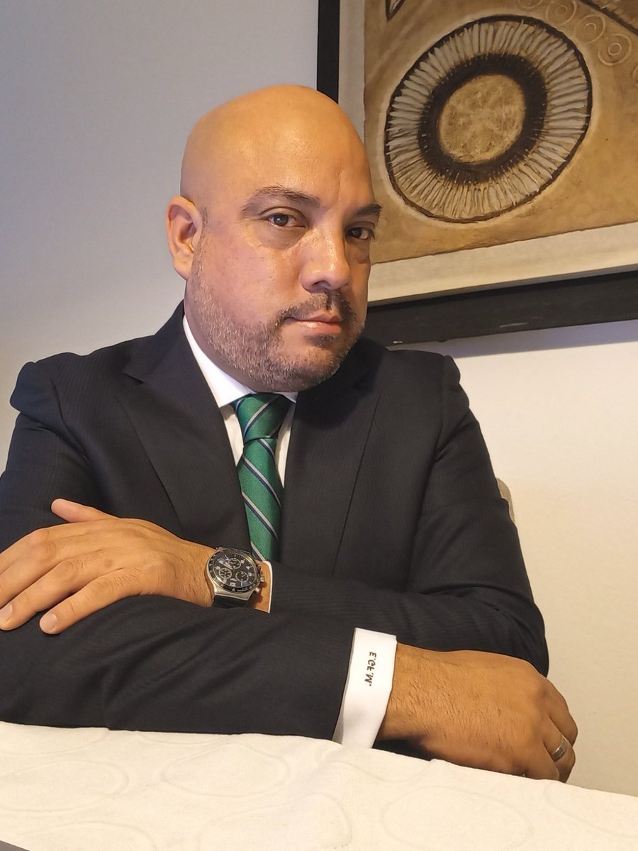 clusterferrovi1's tweet photo. Nuestro Vicepresidente, Emmanuel Gómez Farías Mata, Doctor en Gobierno y Admon. Pública, fue Director de la Oficina CDMX en DB Engineering &amp; Consulting, donde se enfocó en el desarrollo del mercado y de estructuras locales entre otras funciones. @EmbaMexAle @RGMXHessen @RGrangui https://t.co/jLD4m5jyaW