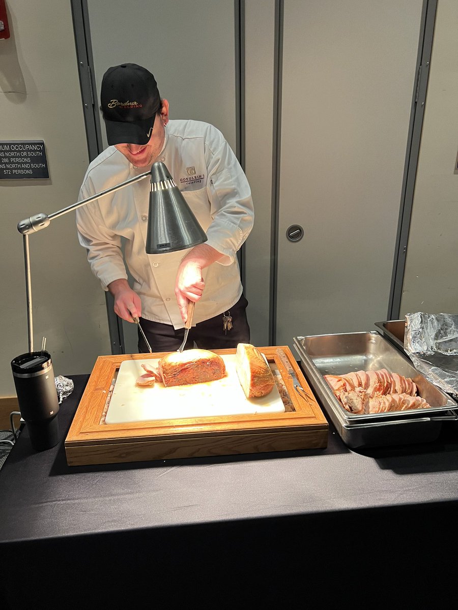 PFW VC for Enrollment Management & Student Affairs tweet media