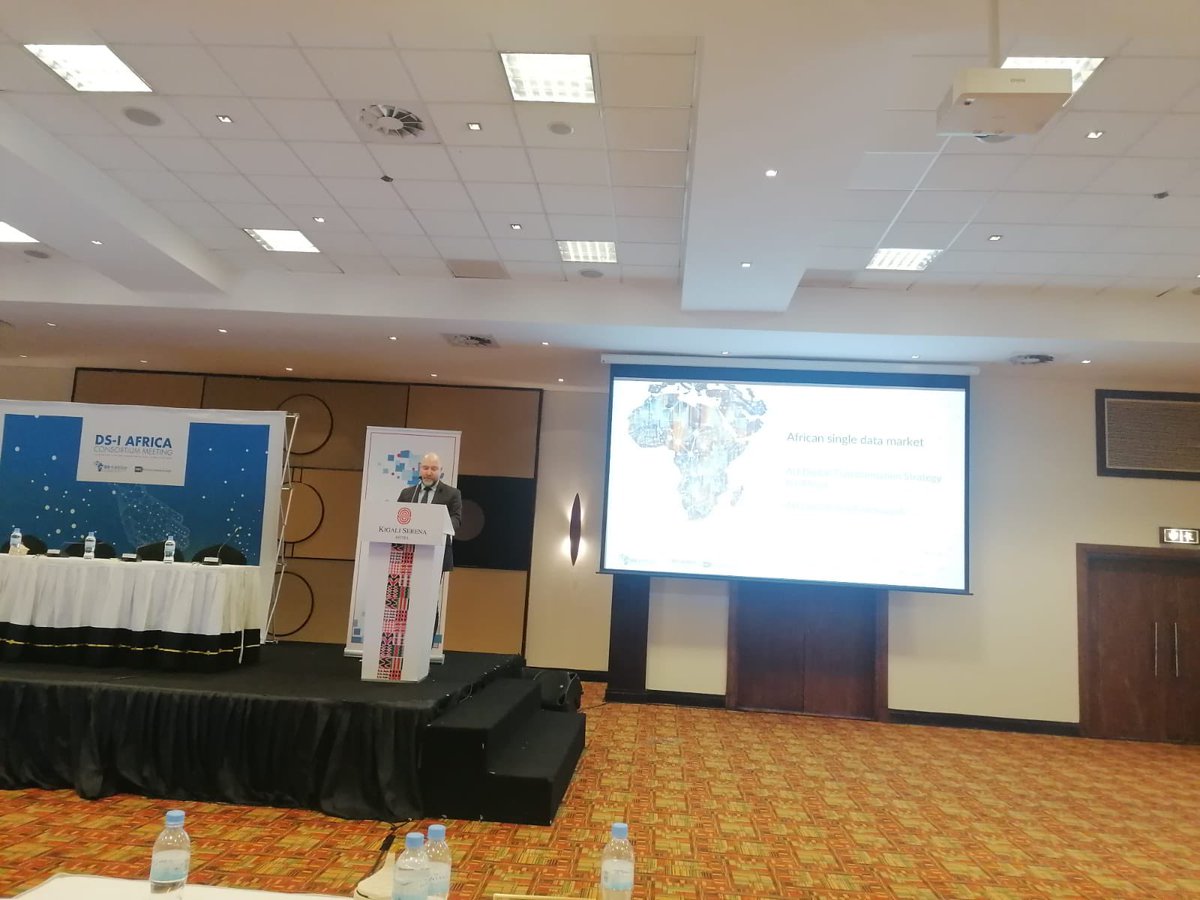 DSI_Africa's tweet photo. Professor Donrich Thaldar discusses leveraging the African Continental Free Trade Agreement - protocol on digital trade - its ability to facilitate  the transfer of data as a solution to facilitate sharing of data for health research. https://t.co/W7cF1BKa1z https://t.co/6FJEZucLze