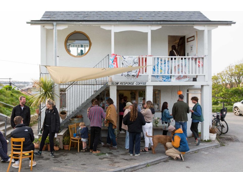 So here are some exciting opportunities to kickstart your week! 🤩

Experience Newquay is looking to commission a range of organisations to deliver cultural events, workshops and permanent installations across Newquay town centre. 

For more info: vasw.org.uk/opportunities/…