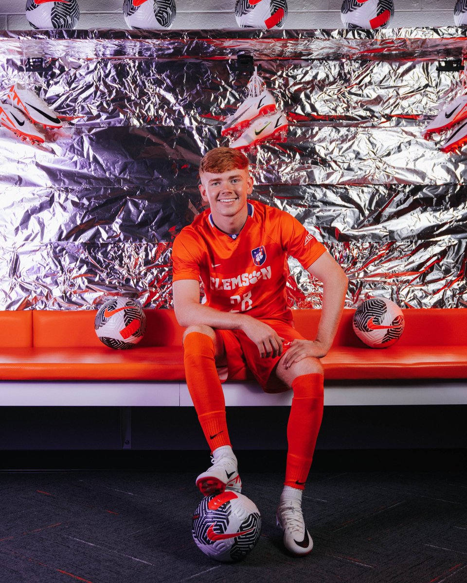 ClemsonMSoccer's tweet photo. Happy Birthday, Will! 

We hope you have the best bday 🥳 https://t.co/hvBw2BG0q7