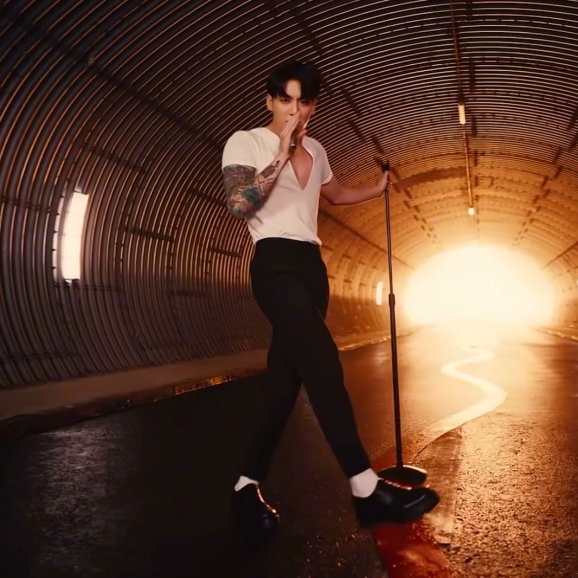 the outfit is so MJ